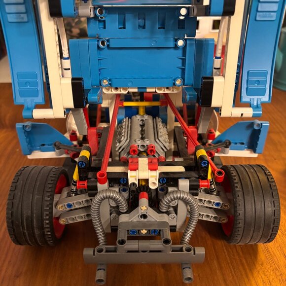 Lego technic rally car 42077 - Picture 4 of 4